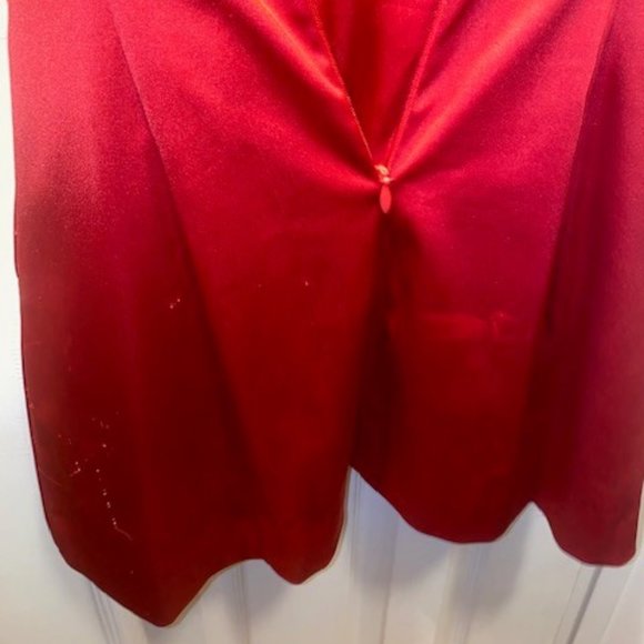 BEBE Little Red Corvette - Picture 9 of 9